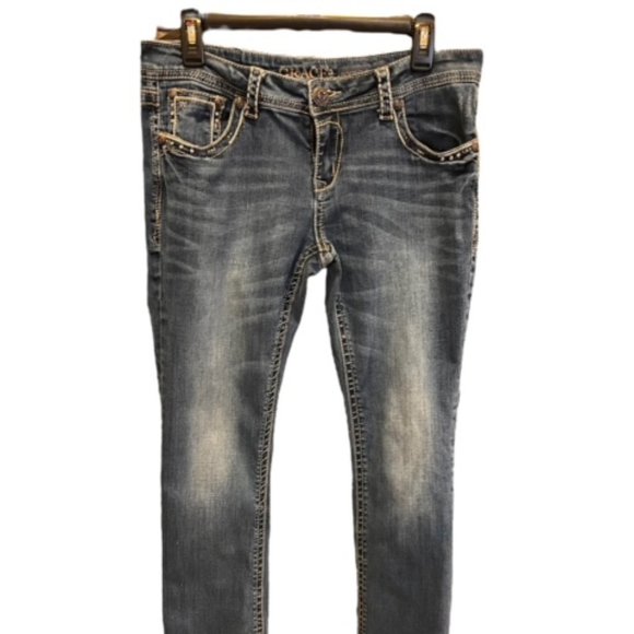 GRACE in L.A. Jeans - Picture 5 of 7